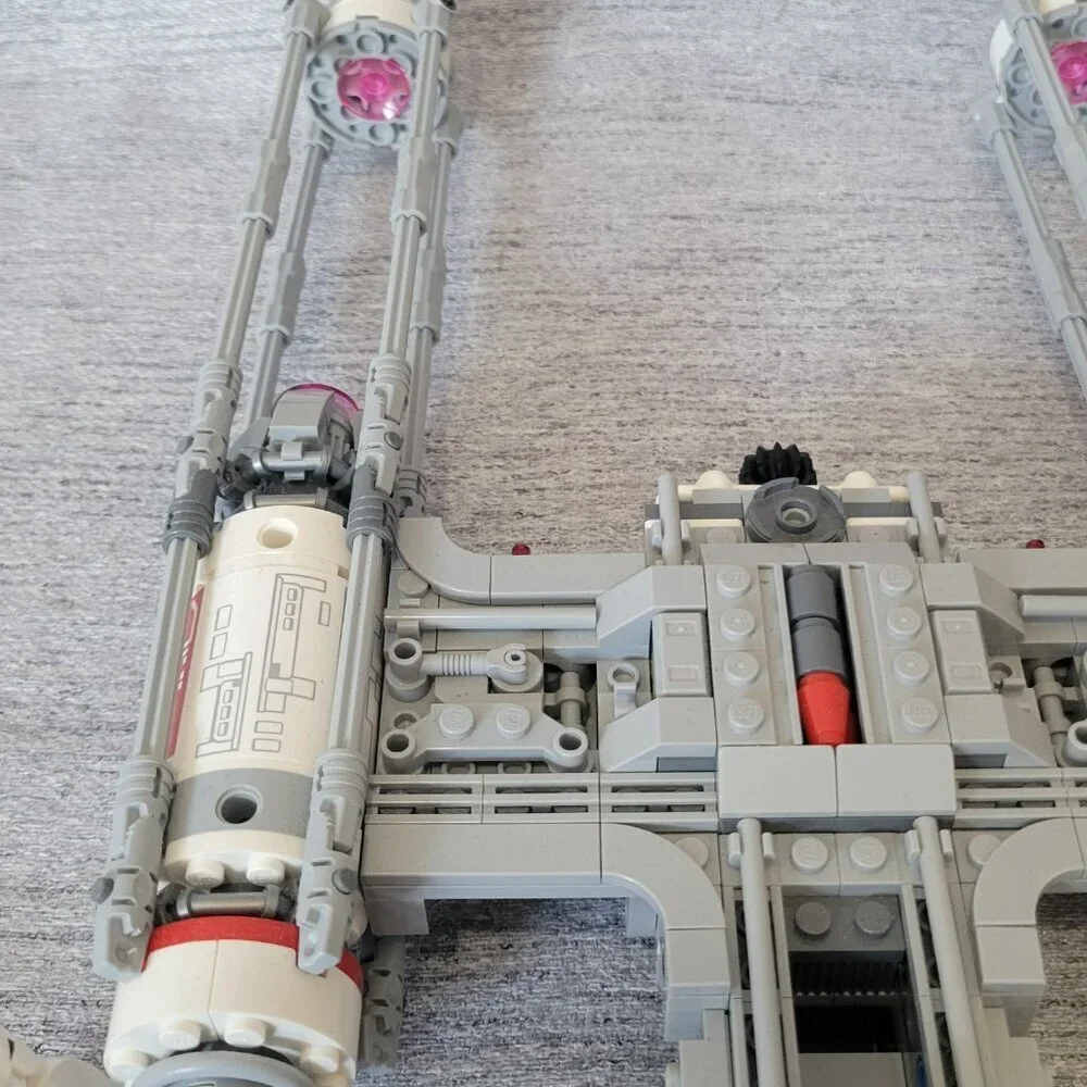 LEGO Star Wars: Resistance Y-Wing Starfighter (75249)